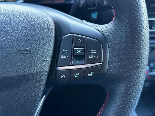 Ford Kuga 2.5 PHEV 225 PK ST-Line | ELEKTR. WEGKLAPBARE TREKHAAK| STUUR, STOEL, VOORRUIT EN ACHTERBANKVERWA... ActivLease financial lease