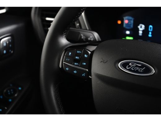 Ford Kuga 2.5 PHEV Active X | Achterbank verwarmd | Achteruitrijcamera | Apple Carplay/Android Auto|telefoo... ActivLease financial lease