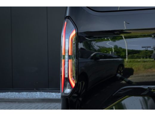 Ford Transit Custom Tourneo 2.5 PHEV L2H1 Titanium X 360 Camera | Pano-dak | AGR-stoel | B&O audio | Wegklap Trekhaak... ActivLease financial lease