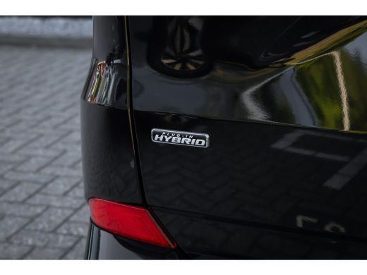 Ford Transit Custom Tourneo 2.5 PHEV L2H1 Titanium X 360 Camera | Pano-dak | AGR-stoel | B&O audio | Wegklap Trekhaak... ActivLease financial lease