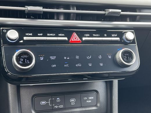 Hyundai Tucson 1.6 T-GDI PHEV Pure Edition | Uit voorraad leverbaar! | Stoel en stuur verwarming | Navigatie| Zw... ActivLease financial lease