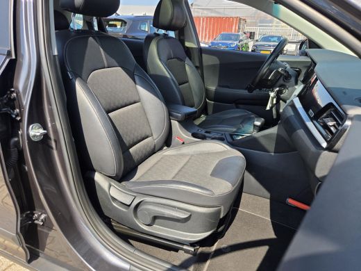 Kia Niro 1.6 GDi Hybrid DynamicLine NL-AUTO |TREKHAAK | NAVI |SCHUIFDAK ActivLease financial lease