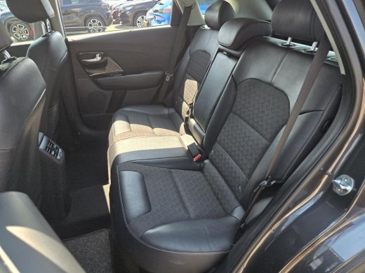 Kia Niro 1.6 GDi Hybrid DynamicLine NL-AUTO |TREKHAAK | NAVI |SCHUIFDAK ActivLease financial lease