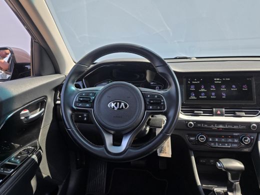 Kia Niro 1.6 GDi Hybrid DynamicLine NL-AUTO |TREKHAAK | NAVI |SCHUIFDAK ActivLease financial lease
