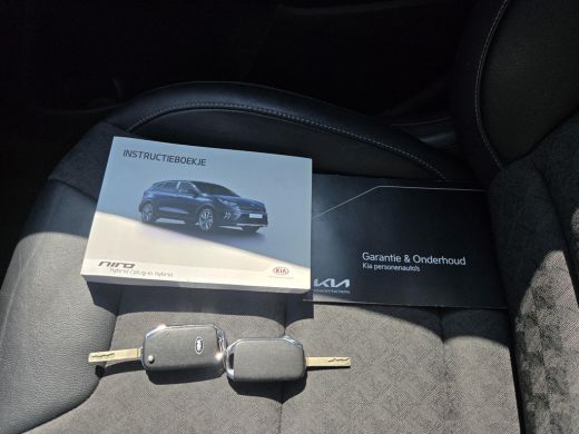 Kia Niro 1.6 GDi Hybrid DynamicLine NL-AUTO |TREKHAAK | NAVI |SCHUIFDAK ActivLease financial lease