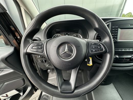 Mercedes-Benz Vito 114 CDI 136 PK E6 AUTOMAAT / L2H1 / 1e EIG. / TREKHAAK / CAMERA / 2x SCHUIFDEUR / CRUISE / AIRCO ActivLease financial lease