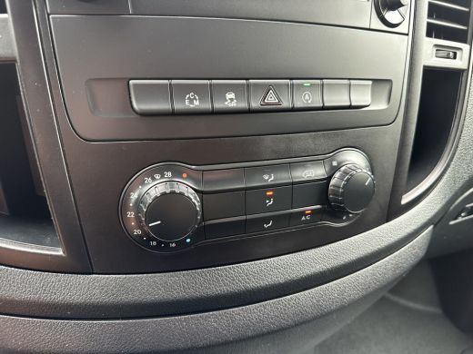Mercedes-Benz Vito 114 CDI 136 PK E6 AUTOMAAT / L2H1 / 1e EIG. / TREKHAAK / CAMERA / 2x SCHUIFDEUR / CRUISE / AIRCO ActivLease financial lease