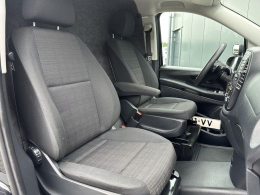 Mercedes-Benz Vito 114 CDI 136 PK E6 AUTOMAAT / L2H1 / 1e EIG. / TREKHAAK / CAMERA / 2x SCHUIFDEUR / CRUISE / AIRCO ActivLease financial lease