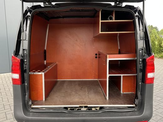 Mercedes-Benz Vito 114 CDI 136 PK E6 AUTOMAAT / L2H1 / 1e EIG. / TREKHAAK / CAMERA / 2x SCHUIFDEUR / CRUISE / AIRCO ActivLease financial lease