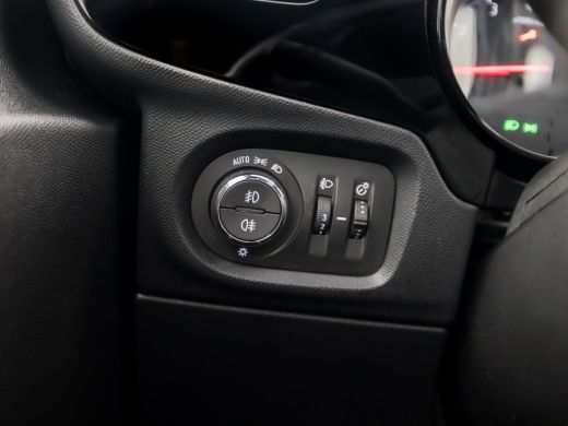 Opel Corsa 1.2 GS Line Automaat (APPLE CARPLAY, BLACK PACK, CRUISE, SPORTSTOELEN, LEDER STUURWIEL, DRIVE MOD... ActivLease financial lease