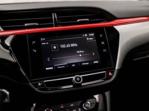 Opel Corsa 1.2 GS Line Automaat (APPLE CARPLAY, BLACK PACK, CRUISE, SPORTSTOELEN, LEDER STUURWIEL, DRIVE MOD... ActivLease financial lease