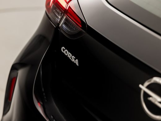 Opel Corsa 1.2 GS Line Automaat (APPLE CARPLAY, BLACK PACK, CRUISE, SPORTSTOELEN, LEDER STUURWIEL, DRIVE MOD... ActivLease financial lease