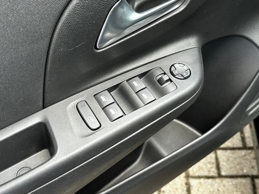 Opel Corsa-e Edition 50 kWh 3-Fase | SOH 89,75%| APPLE CARPLAY/ANDROID AUTO| CRUISE CONTROL| KEYLESS START| DA... ActivLease financial lease