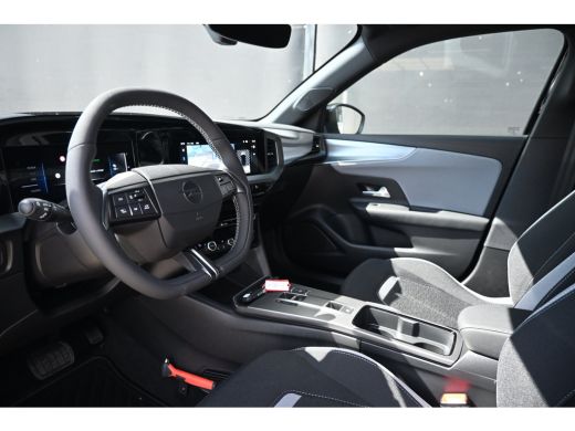 Opel Mokka-e Business Edition 54 kWh Demo-Deal! | Navigatie | Achteruitrijcamera | Stoel/Stuurverwarming | Cli... ActivLease financial lease