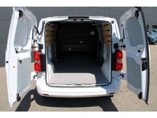 Opel Vivaro 2.0 Diesel 145 S&S L2 | Automaat | Navi by app | Apple carplay | 3-Zits | Nieuw model | NL auto |... ActivLease financial lease