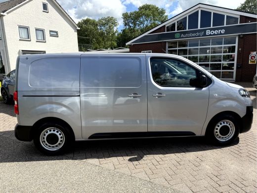 Opel Vivaro-e SOH 91.3%, L2H1 Edition 75 kWh Camera, App Connect, Cruise Controll ActivLease financial lease