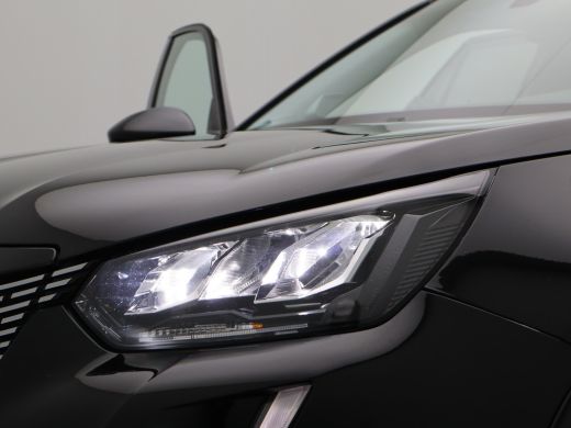 Peugeot 2008 1.2 PureTech 100 Allure Verwarmbare Voorstoelen | Camera | Parkeersensoren Voor en Achter | Cruis... ActivLease financial lease