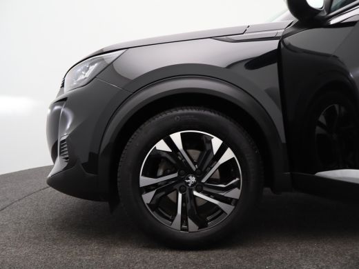 Peugeot 2008 1.2 PureTech 100 Allure Verwarmbare Voorstoelen | Camera | Parkeersensoren Voor en Achter | Cruis... ActivLease financial lease