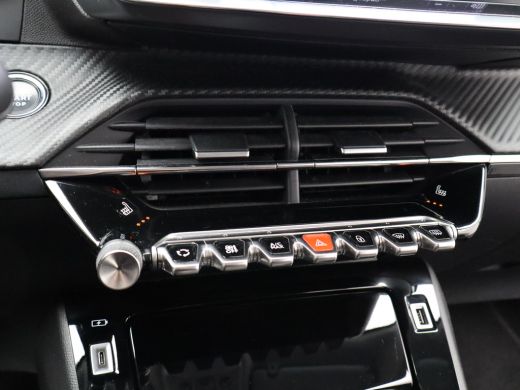 Peugeot 2008 1.2 PureTech 100 Allure Verwarmbare Voorstoelen | Camera | Parkeersensoren Voor en Achter | Cruis... ActivLease financial lease