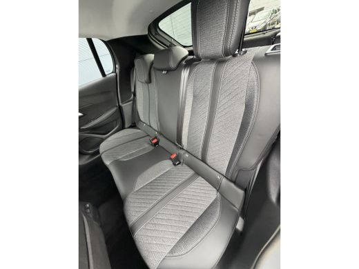 Peugeot 208 100pk Allure (Camera - LED - Navigatie - Apple Carplay - Automatische Airco - Parkeersensoren) ActivLease financial lease