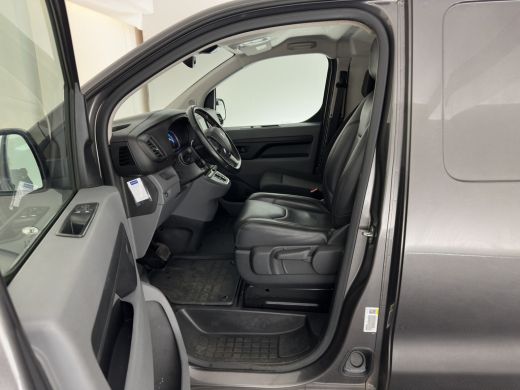 Peugeot e-Expert Standard Premium 75 kWh [3-Fase-11kW] {SoH-94%} Aut. *DIGI-COCKPIT | CARPLAY | CAMERA | AIRCO | C... ActivLease financial lease