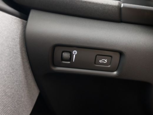 Polestar 2 Long Range Dual Motor Launch Edition 78kWh 408 Pk (PANORAMADAK, TREKHAAK WEGKLAPBAAR, HARMAN KARD... ActivLease financial lease