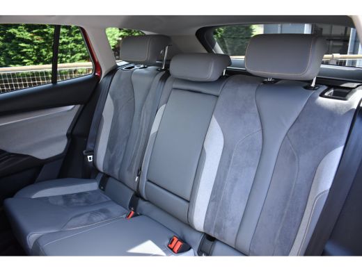 Skoda Enyaq iV 80 204PK | TREKHAAK | CAMERA | STUUR+STOELVERW. | APP. CONNECT | ADAPT.CRUISE | FULL LED | CLIMAT... ActivLease financial lease