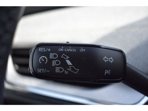 Skoda Enyaq iV 80 204PK | TREKHAAK | CAMERA | STUUR+STOELVERW. | APP. CONNECT | ADAPT.CRUISE | FULL LED | CLIMAT... ActivLease financial lease