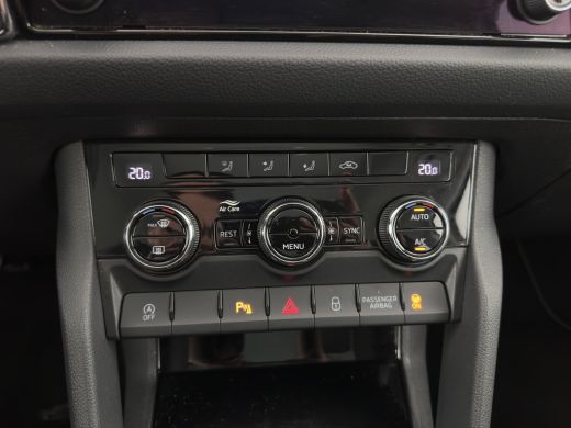 Skoda Kodiaq 1.5 TSI Business Edition (INCL-BTW) *LEATHER-FABRIC | FULL-LED | DIGI-COCKPIT | CAMERA | KEYLESS ... ActivLease financial lease
