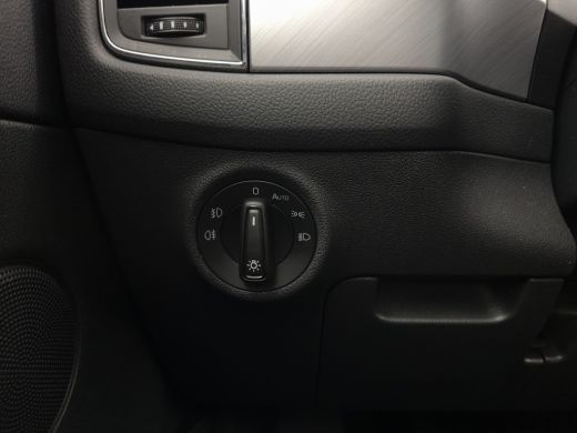 Skoda Kodiaq 1.5 TSI Business Edition (INCL-BTW) *LEATHER-FABRIC | FULL-LED | DIGI-COCKPIT | CAMERA | KEYLESS ... ActivLease financial lease