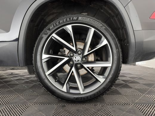 Skoda Kodiaq 1.5 TSI Business Edition (INCL-BTW) *LEATHER-FABRIC | FULL-LED | DIGI-COCKPIT | CAMERA | KEYLESS ... ActivLease financial lease