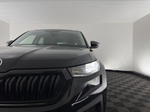Skoda Kodiaq 1.5 TSI Business Edition (INCL-BTW) *LEATHER-FABRIC | FULL-LED | DIGI-COCKPIT | CAMERA | KEYLESS ... ActivLease financial lease