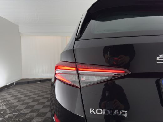 Skoda Kodiaq 1.5 TSI Business Edition (INCL-BTW) *LEATHER-FABRIC | FULL-LED | DIGI-COCKPIT | CAMERA | KEYLESS ... ActivLease financial lease