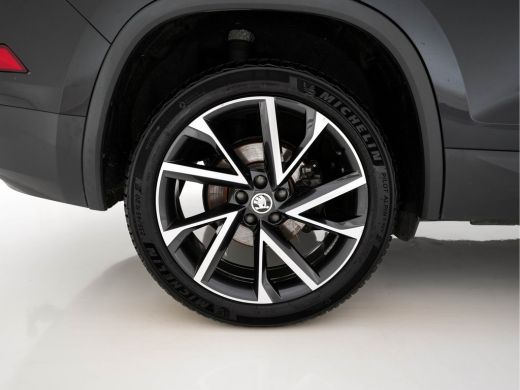 Skoda Kodiaq 1.5 TSI Business Edition (INCL-BTW) *LEATHER-FABRIC | FULL-LED | DIGI-COCKPIT | CAMERA | KEYLESS ... ActivLease financial lease