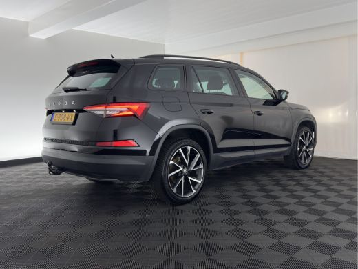 Skoda Kodiaq 1.5 TSI Business Edition (INCL-BTW) *LEATHER-FABRIC | FULL-LED | DIGI-COCKPIT | CAMERA | KEYLESS ... ActivLease financial lease