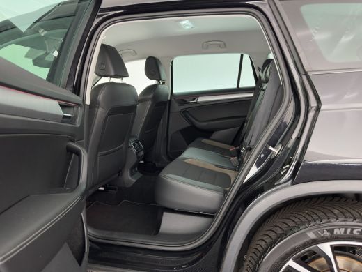 Skoda Kodiaq 1.5 TSI Business Edition (INCL-BTW) *LEATHER-FABRIC | FULL-LED | DIGI-COCKPIT | CAMERA | KEYLESS ... ActivLease financial lease