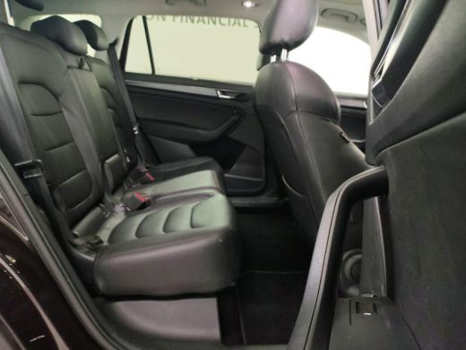 Skoda Kodiaq 1.5 TSI Business Edition NL-AUTO | PANODAK | TREKHAAK | 150 PK ActivLease financial lease