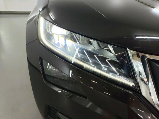 Skoda Kodiaq 1.5 TSI Business Edition NL-AUTO | PANODAK | TREKHAAK | 150 PK ActivLease financial lease