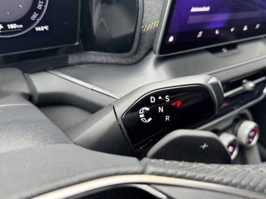 Skoda Kodiaq 1.5 TSI PHEV Tour Edition Trekhaak wegklapbaar | Achteruitrijcamera | Telefoon draadloos oplaadbaar ActivLease financial lease