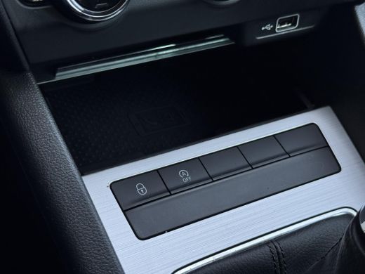 Skoda Octavia Combi 1.0 TSI Greentech Business Edition NL-AUTO | NAVI | ECC ActivLease financial lease