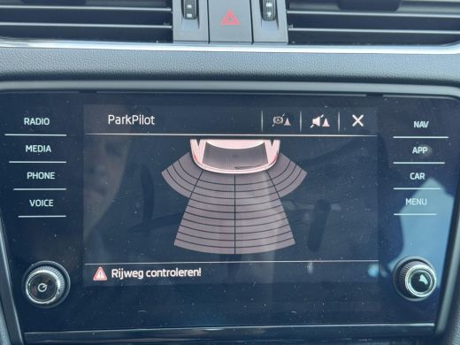 Skoda Octavia Combi 1.0 TSI Greentech Business Edition NL-AUTO | NAVI | ECC ActivLease financial lease