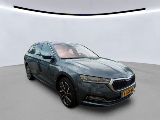 Skoda Octavia Combi 1.4 TSI iV PHEV Business Edition NL-AUTO | SFEER VERLICHTING | TREKHAAK ActivLease financial lease