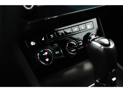 Skoda Superb Combi 1.4 TSI 218PK DSG-6 Sportline iV | CAMERA | FULL LED | STUUR + STOELVERW. | 18 INCH | APP C... ActivLease financial lease