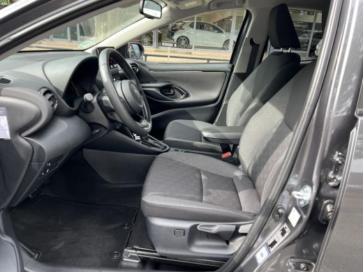 Toyota Yaris 1.5 Hybrid 115 Dynamic Comfort Pack ActivLease financial lease