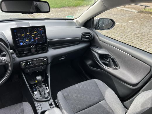 Toyota Yaris 1.5 Hybrid 115 Dynamic Comfort Pack ActivLease financial lease