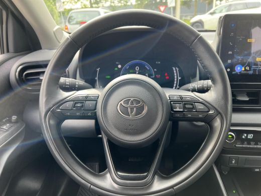 Toyota Yaris 1.5 Hybrid 115 Dynamic Comfort Pack ActivLease financial lease