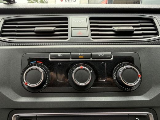Volkswagen Caddy 2.0 TDI L1H1 Business (Trekhaak - Lichtmetalen velgen - Airco - Zijschuifdeur - Houten vloer - La... ActivLease financial lease