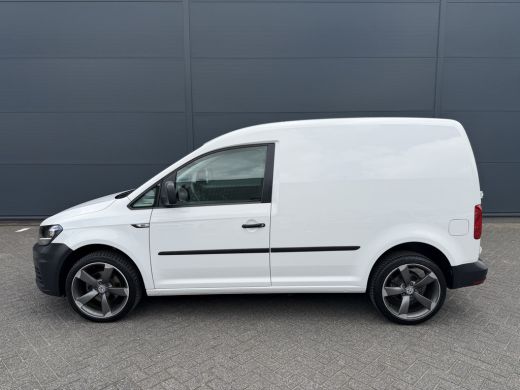 Volkswagen Caddy 2.0 TDI L1H1 Business (Trekhaak - Lichtmetalen velgen - Airco - Zijschuifdeur - Houten vloer - La... ActivLease financial lease