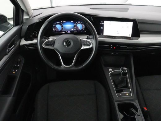 Volkswagen Golf 1.0 TSI Life | Carplay | Adaptive cruise | Navigatie | Parkeerhulp | Full LED | Climate control |... ActivLease financial lease