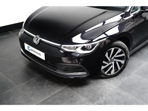 Volkswagen Golf 1.4 204PK eHybrid DSG-6 Style | NAVIGATIE | LED | ALCANTARA | APP CONNECT | CAMERA | 16 INCH ActivLease financial lease